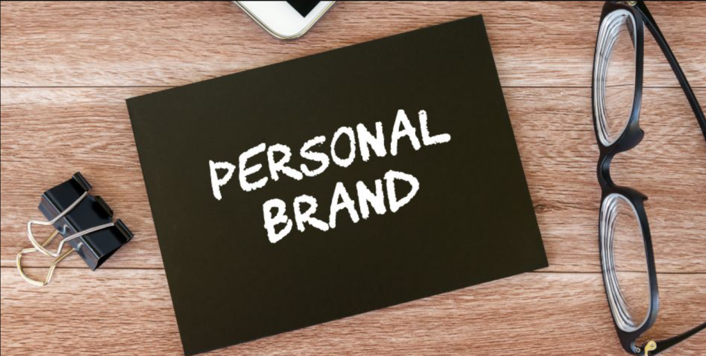 Tips Membangun Personal Branding Untuk Fresh Graduate